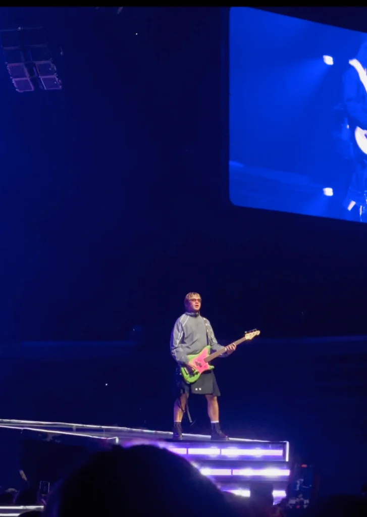 5sos_valencia_calum